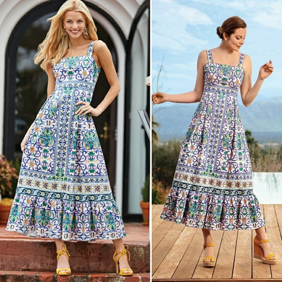 ANTONIO MELANI Dresses & Skirts - Antonio Melani Paige Mosaic Printed Dress